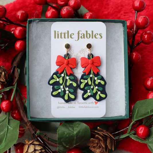 Holiday mistletoe earrings